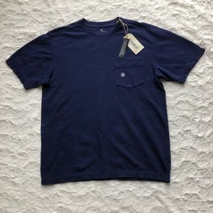 NWT. Navy OUTDOOR LIFE Tee